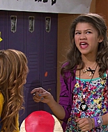 Shake_It_Up_S01E12_1080p_BTD_002071.jpg
