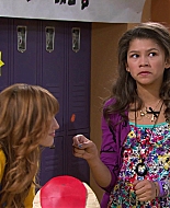 Shake_It_Up_S01E12_1080p_BTD_002074.jpg
