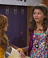 Shake_It_Up_S01E12_1080p_BTD_002096.jpg
