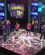 Shake_It_Up_S01E13_1080p_BTD_000044.jpg