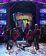 Shake_It_Up_S01E13_1080p_BTD_000119.jpg