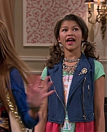 Shake_It_Up_S01E13_1080p_BTD_000884.jpg