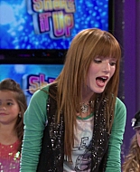 Shake_It_Up_S01E13_1080p_BTD_001185.jpg