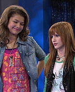 Shake_It_Up_S01E13_1080p_BTD_001747.jpg