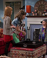 Shake_It_Up_S01E13_1080p_BTD_001996.jpg
