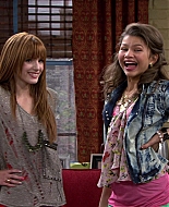 Shake_It_Up_S01E13_1080p_BTD_002013.jpg