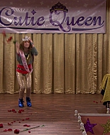 Shake_It_Up_S01E13_1080p_BTD_003104.jpg