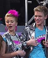 Shake_It_Up_S01E14_1080p_BTD_000275.jpg