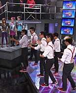 Shake_It_Up_S01E14_1080p_BTD_000288.jpg
