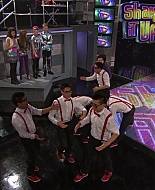 Shake_It_Up_S01E14_1080p_BTD_000318.jpg