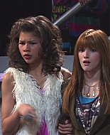 Shake_It_Up_S01E14_1080p_BTD_000319.jpg