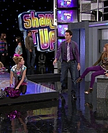 Shake_It_Up_S01E14_1080p_BTD_000461.jpg