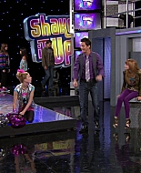 Shake_It_Up_S01E14_1080p_BTD_000462.jpg