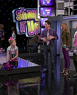 Shake_It_Up_S01E14_1080p_BTD_000466.jpg