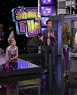 Shake_It_Up_S01E14_1080p_BTD_000468.jpg