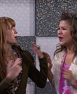 Shake_It_Up_S01E14_1080p_BTD_000553.jpg