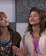 Shake_It_Up_S01E14_1080p_BTD_000573.jpg