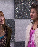 Shake_It_Up_S01E14_1080p_BTD_000585.jpg