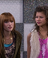 Shake_It_Up_S01E14_1080p_BTD_000590.jpg