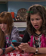 Shake_It_Up_S01E14_1080p_BTD_001090.jpg