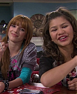 Shake_It_Up_S01E14_1080p_BTD_001118.jpg