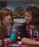 Shake_It_Up_S01E14_1080p_BTD_001141.jpg