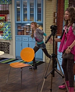 Shake_It_Up_S01E14_1080p_BTD_001148.jpg
