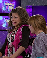 Shake_It_Up_S01E14_1080p_BTD_001351.jpg