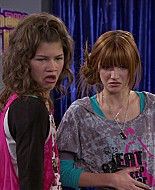 Shake_It_Up_S01E14_1080p_BTD_001422.jpg