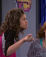 Shake_It_Up_S01E14_1080p_BTD_001436.jpg