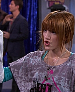 Shake_It_Up_S01E14_1080p_BTD_001540.jpg