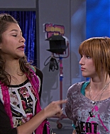 Shake_It_Up_S01E14_1080p_BTD_001586.jpg