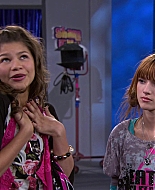 Shake_It_Up_S01E14_1080p_BTD_001605.jpg