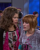 Shake_It_Up_S01E14_1080p_BTD_001671.jpg