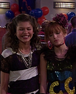 Shake_It_Up_S01E14_1080p_BTD_002240.jpg