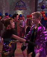 Shake_It_Up_S01E14_1080p_BTD_002330.jpg