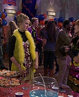Shake_It_Up_S01E14_1080p_BTD_002691.jpg