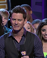 Shake_It_Up_S01E15_1080p_BTD_000109.jpg