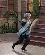 Shake_It_Up_S01E15_1080p_BTD_001764.jpg
