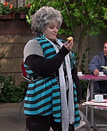 Shake_It_Up_S01E15_1080p_BTD_001849.jpg
