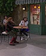 Shake_It_Up_S01E16_1080p_BTD_002178.jpg