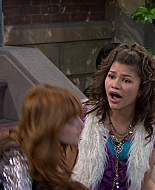 Shake_It_Up_S01E17_1080p_BTD_000896.jpg