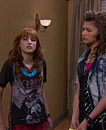 Shake_It_Up_S01E17_1080p_BTD_001138.jpg