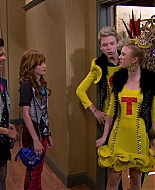 Shake_It_Up_S01E17_1080p_BTD_001176.jpg