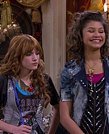 Shake_It_Up_S01E17_1080p_BTD_001914.jpg