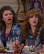 Shake_It_Up_S01E17_1080p_BTD_002406.jpg