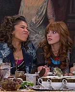 Shake_It_Up_S01E17_1080p_BTD_002550.jpg