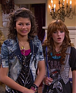 Shake_It_Up_S01E17_1080p_BTD_002627.jpg