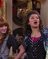 Shake_It_Up_S01E17_1080p_BTD_002785.jpg