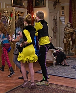 Shake_It_Up_S01E17_1080p_BTD_002882.jpg